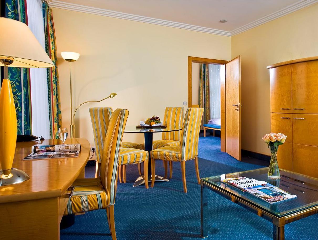 Wyndham Duisburger Hof Otel Dış mekan fotoğraf